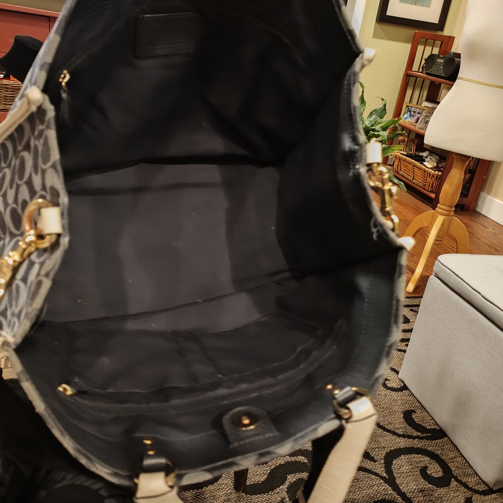 Coach Denim Blue and Cream Large Signature Tote Bag - Picture 11 of 15